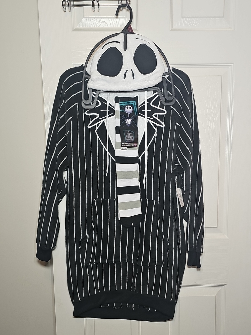 The Nightmare Before Christmas Jack Skellington Pullover Hoodie & Socks Set New